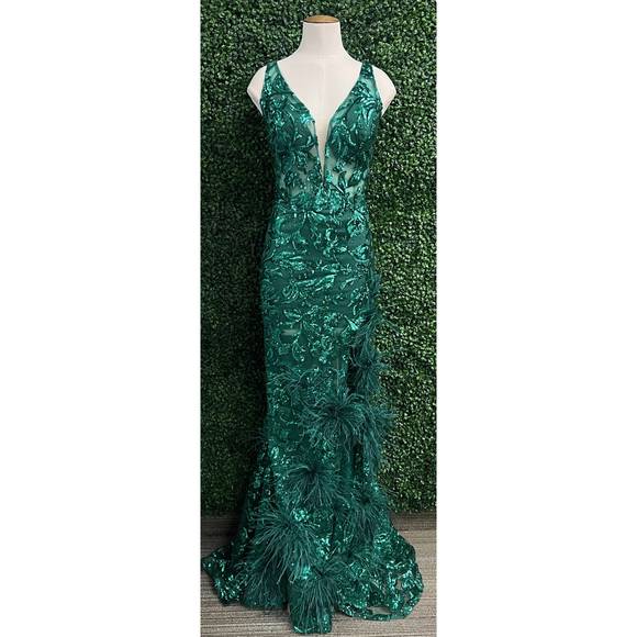NEW AMARRA prom gown in emerald